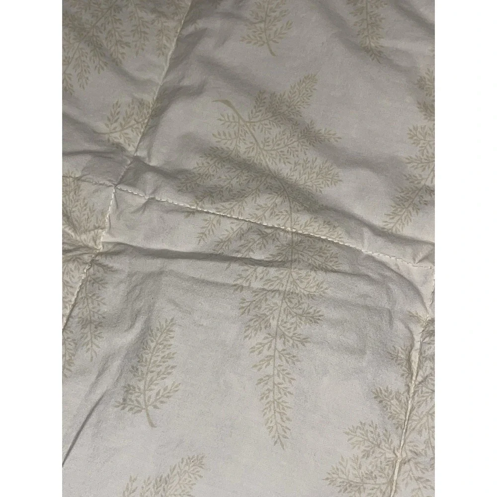 The Unbranded Brand great comforter no